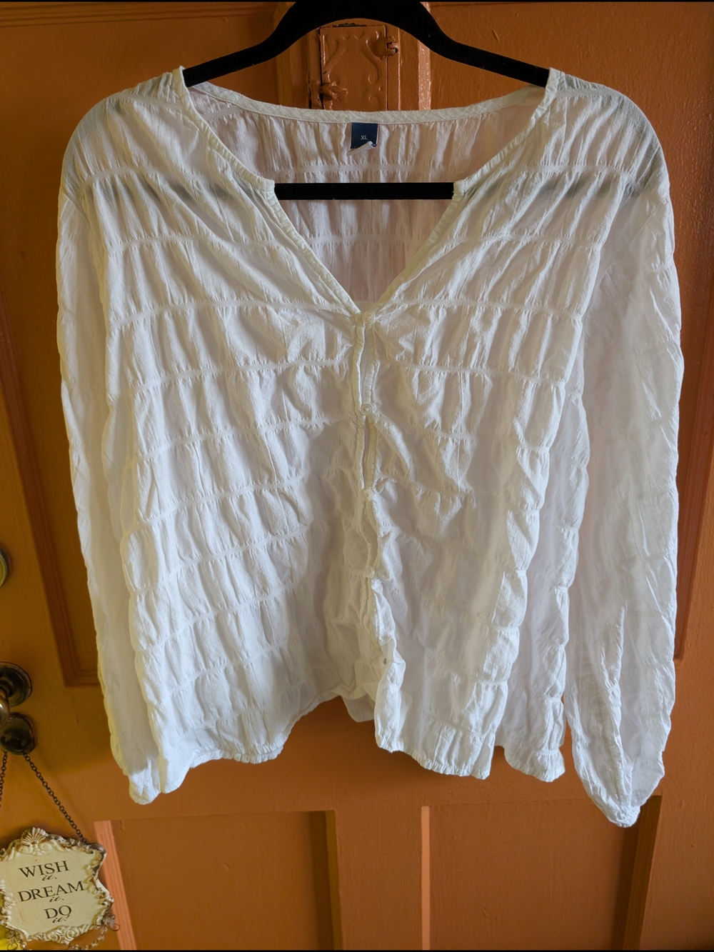 Old Navy White Crinkled Button-Front Blouse